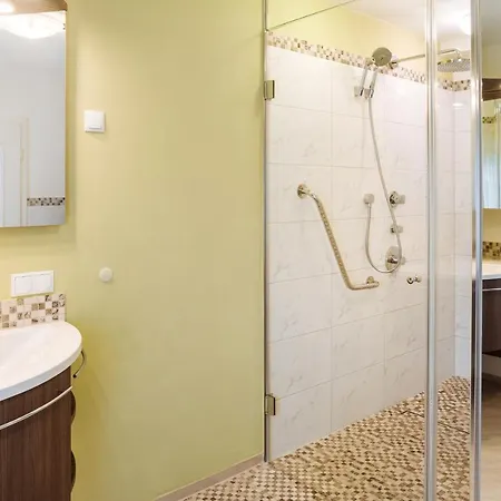 Haslachmuehle Bed & Breakfast 4*